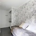Bluestay 187 - A * Paris