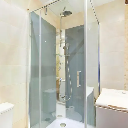 Bluestay 187 - A * パリ